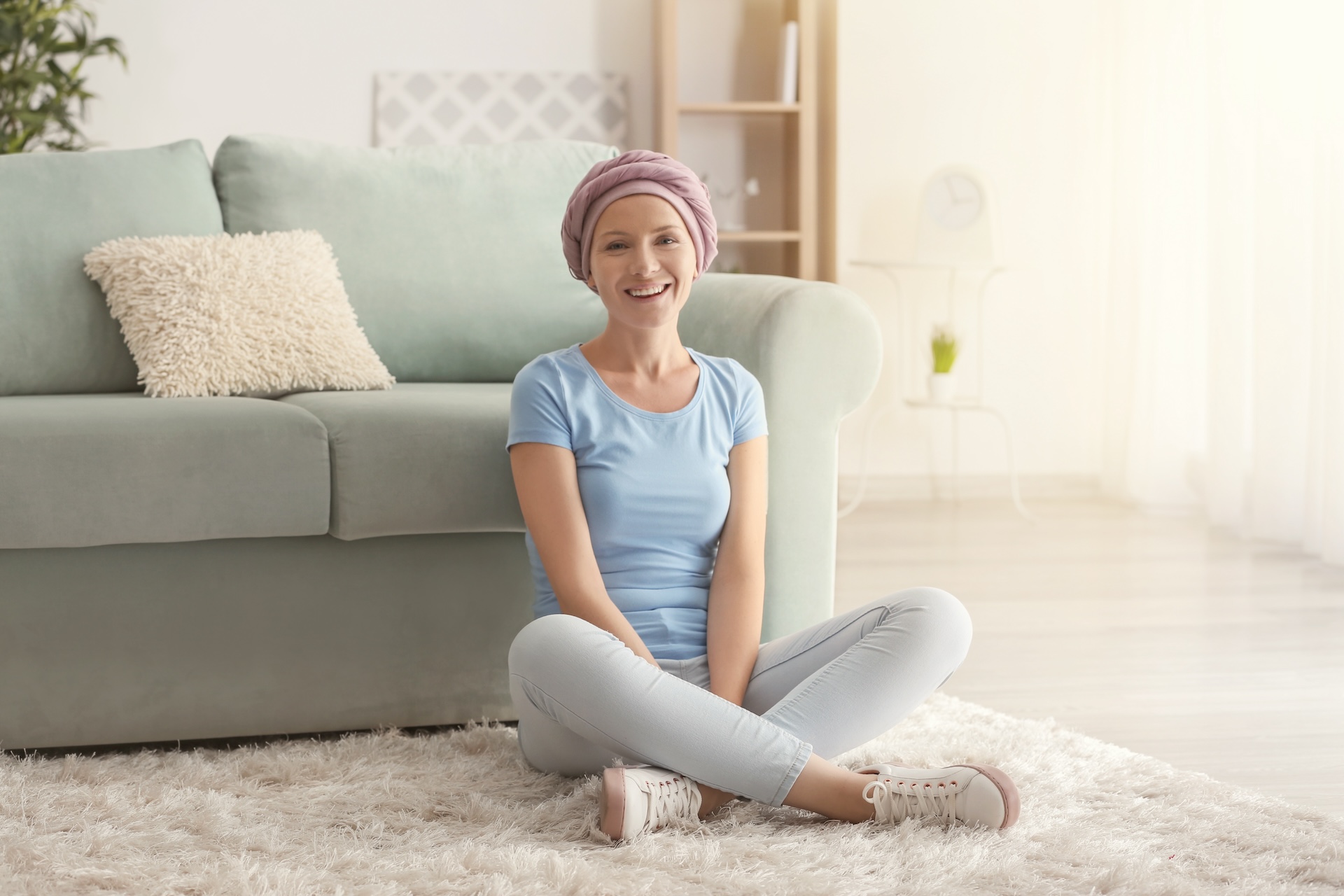 a cancer patient is waiting for her rehabilitation session.